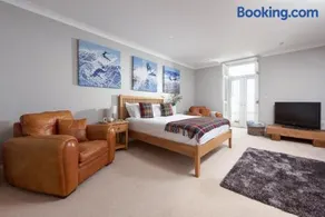 3 The Manor - Opposite a golf course - Pet friendly - Wi-Fi - Image 3
