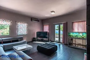 Villa Iris - Image 4