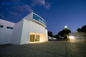 Club Mykonos Langebaan - Image 2