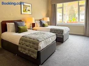 The Royal Hotel - Image 4