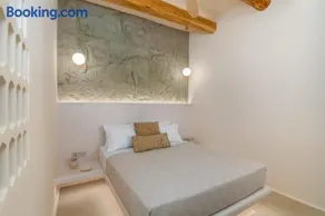 Pnoé Lounge Suite - Image 4