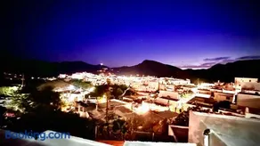 Amerissas studios 2 - Image 1
