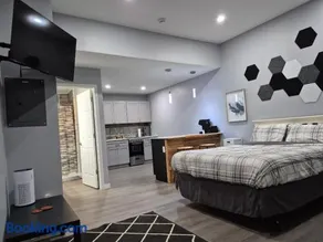 101B New Modern Studio in Maryville - Image 1