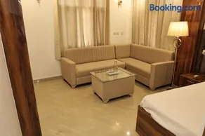 Luxury Suite in the heart of city Home Stay Solan - Image 1