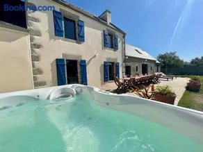 15 pers, jacuzzi, 40m de la mer, 8 chambres, weekends, nuitée, séminaire - Image 1