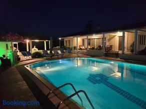 Elia Apartment Garden Oasis With Pool Astros - Image 2