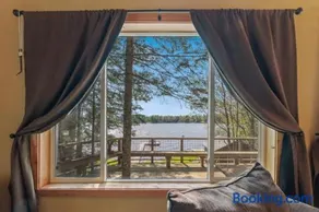 Chain Lake Retreat Holiday Home - Image 5