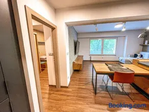 Vantisch Apartment - Image 5