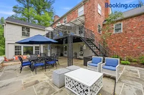4 BR Suburban Escape - Pool, Tennis, Trails, Gym - Image 2