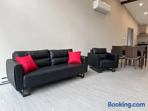 3-bedroom Lakefront Villa #2 - Image 3