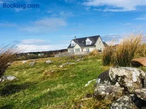 Macrae Croft - Image 2