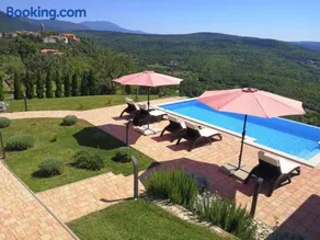 Home Andrea with infinity salty pool - Image 1