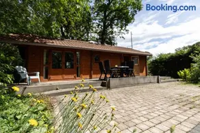 Knus houten huisje voor stellen en gezinnen met ruime tuin op de Veluwe - Image 3