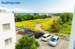 Luxury Two-Bedroom Apartment in amazing place Lukomorye C4 - Image 3