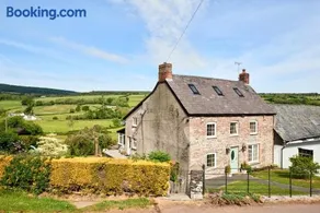 Bedlwyncoch Farmhouse - Image 1