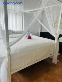 Luxury Penthouse suite in Altos del Maria - Image 2