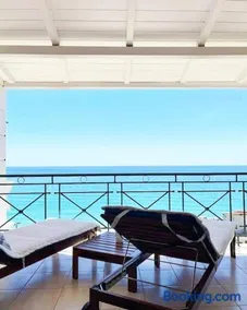 Rozos House - Image 2