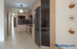 Sunset Luxury Apartments - Image 3