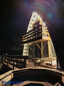 Lake House Jeziorsko - Image 1