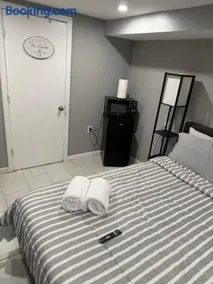 50 Private Lounge - Image 3