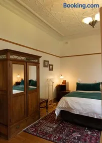 Fishbird Art Deco Villa - Image 5