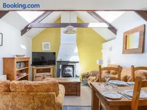 Cross Cottage - Image 3