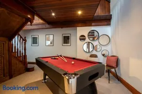 Madison House Converted Church 5 Bed Pontypool - Image 3