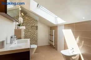Apartment in the Village - Image 3