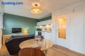 Appartement une chambre avec parking et terrasse - Image 4