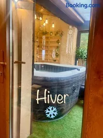 Entre vignes et horizon Appartement avec jacuzzi privatif et piscine commune chauffée - Image 2