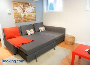 Free Parking - Great 1BR near Henri Bourassa Metro - Image 2