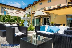 Borgo dei Poeti Romantik Hotel - Image 1
