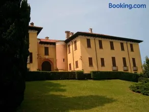 Villa La Vescogna, Historic House with Pool - Image 2