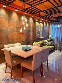 Apartamento com ar condicionado e decoração luxo - Image 1