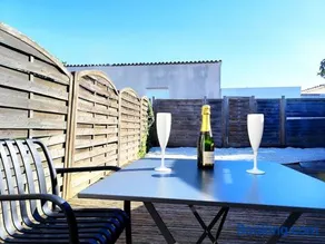 Santorini, Relaxing Spa, Terrace and Parking - Image 4