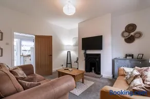 Railway Retreat - Image 5