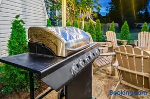 Cedar Point, Kalahari, Sports Force, Hot tub, Fire pit, EV, Pets, Beach, Fireplace, Park - Image 5