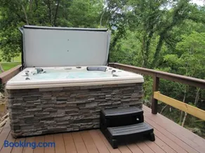 Getaway on Little River - Image 2