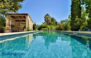 Five Bedroom Gorgeous Home In Tarascon - Image 1