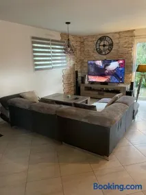 Maison familiale à 10 min des plages - Image 4