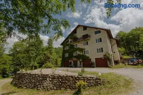 Pensiunea La Maison Verte - Image 1