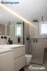 Zoi Suite - fully renovated luxury apartment - Image 1