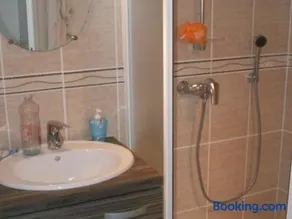 Maisonnette avec piscine pour 5 pers, animaux admis - FR-1-476-28 - Image 2