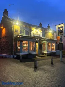 Half Moon Inn - Image 3