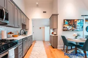 2BR Unit near Brown & RISD with Free Parking, Full Kitchen - Image 3