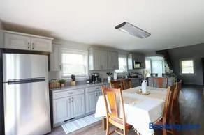 Serenity with Mountain Views 3BR Deckside Views - Image 3