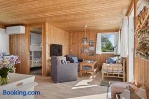 The Good Life In Authentic Holiday Home Charm - Image 3