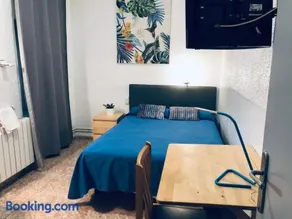Hostal Carlos III - Image 3