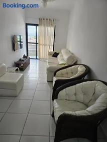 Apartamento à 800mts da praia da Enseada - Image 4