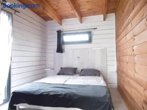 Chalet cosy climatisé avec parking et Internet - Image 5